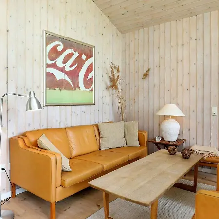 別荘 Four-bedroom Holiday In